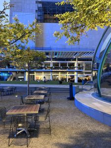 AT&T discovery district