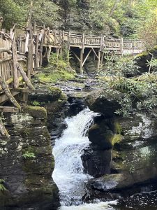 부쉬킬 폭포 (Bushkill Falls)