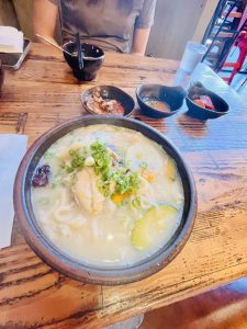 항아리 칼국수