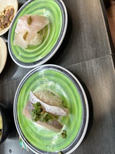 쿠라 회전초밥  (Kura Revolving Sushi Bar)