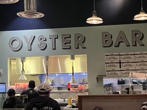Hank’s Oyster Bar on the Wharf: