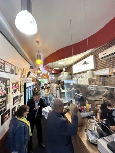 슈워츠 델리 (Schwartz's Deli)