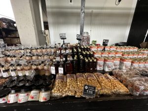 장딸롱 마켓 (Jean Talon Market)