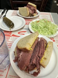 슈워츠 델리 (Schwartz's Deli)