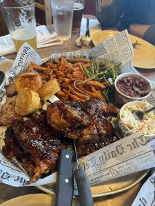 Smokin' Dave's BBQ & Brew