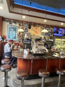Tom's Restaurant