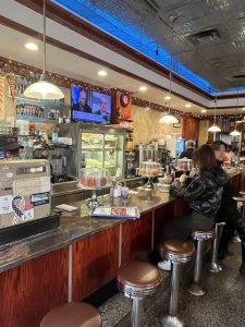 Tom's Restaurant