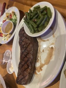 Texas roadhouse / 텍사스 로드하우스